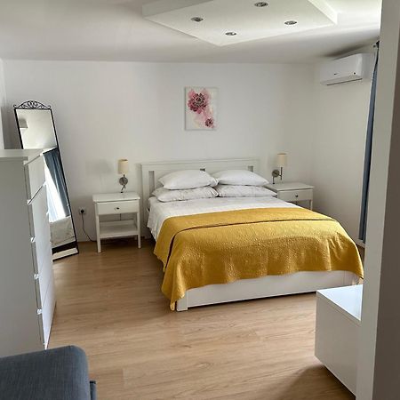 Appartamento Volmefamily Pola Esterno foto
