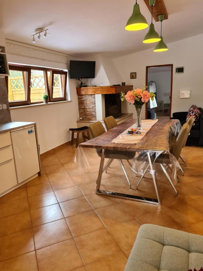 Appartamento Volmefamily Pola Esterno foto