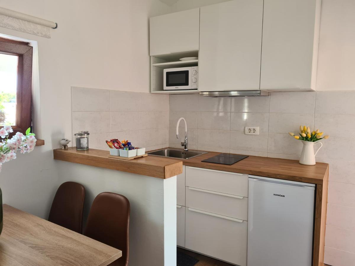 Appartamento Volmefamily Pola Esterno foto