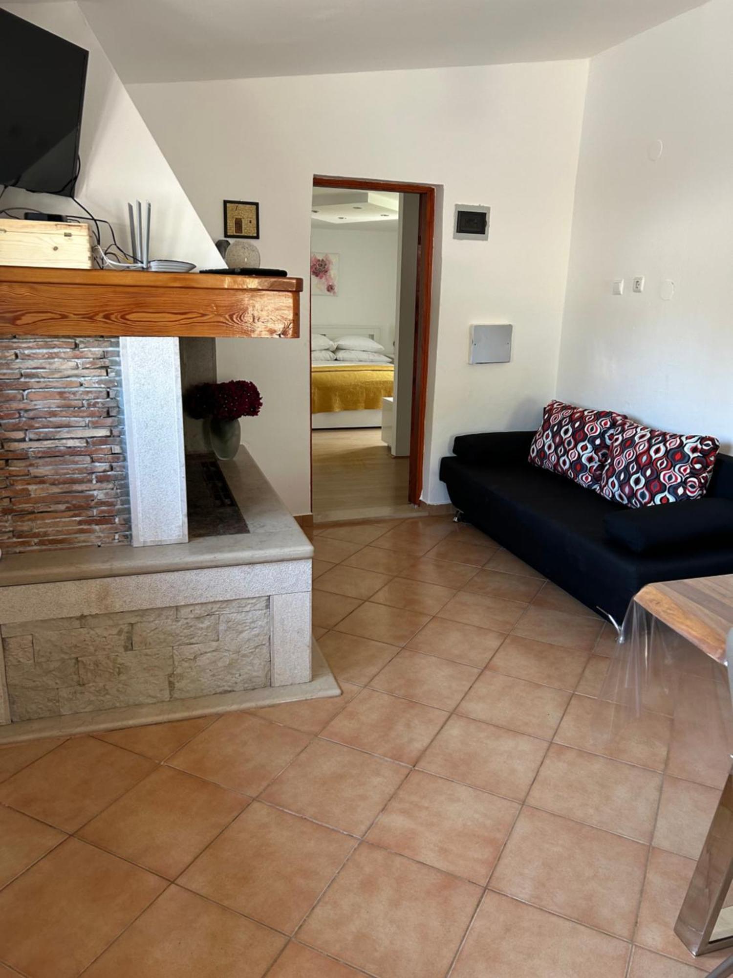 Appartamento Volmefamily Pola Esterno foto