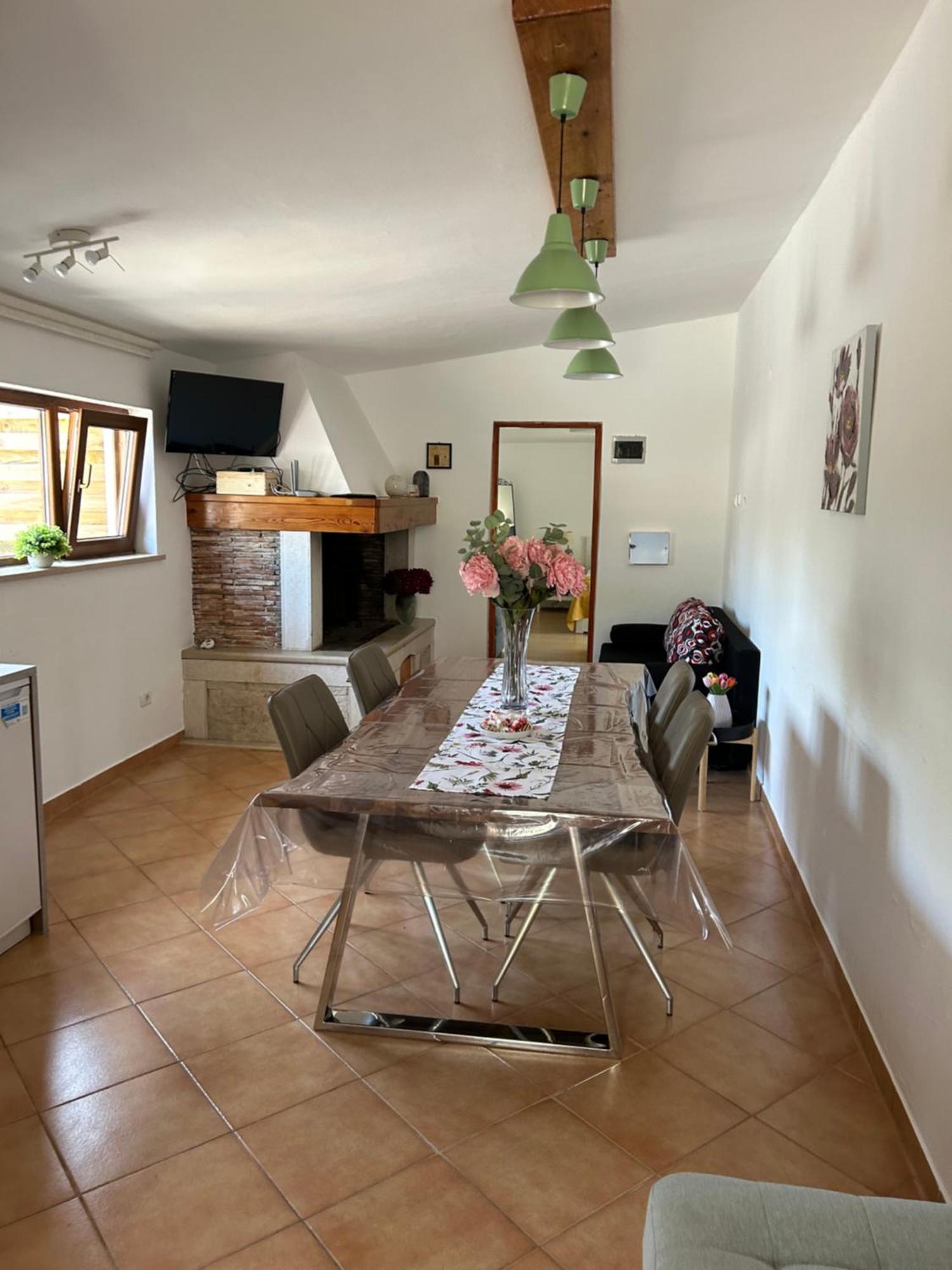Appartamento Volmefamily Pola Esterno foto